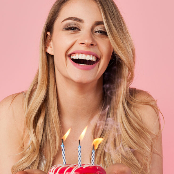 Picture of a smiling lady